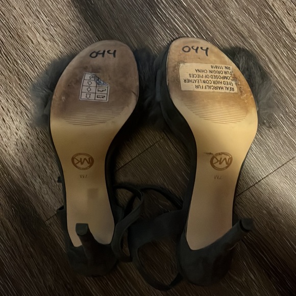 Michael Kors fur heels - Picture 3 of 6